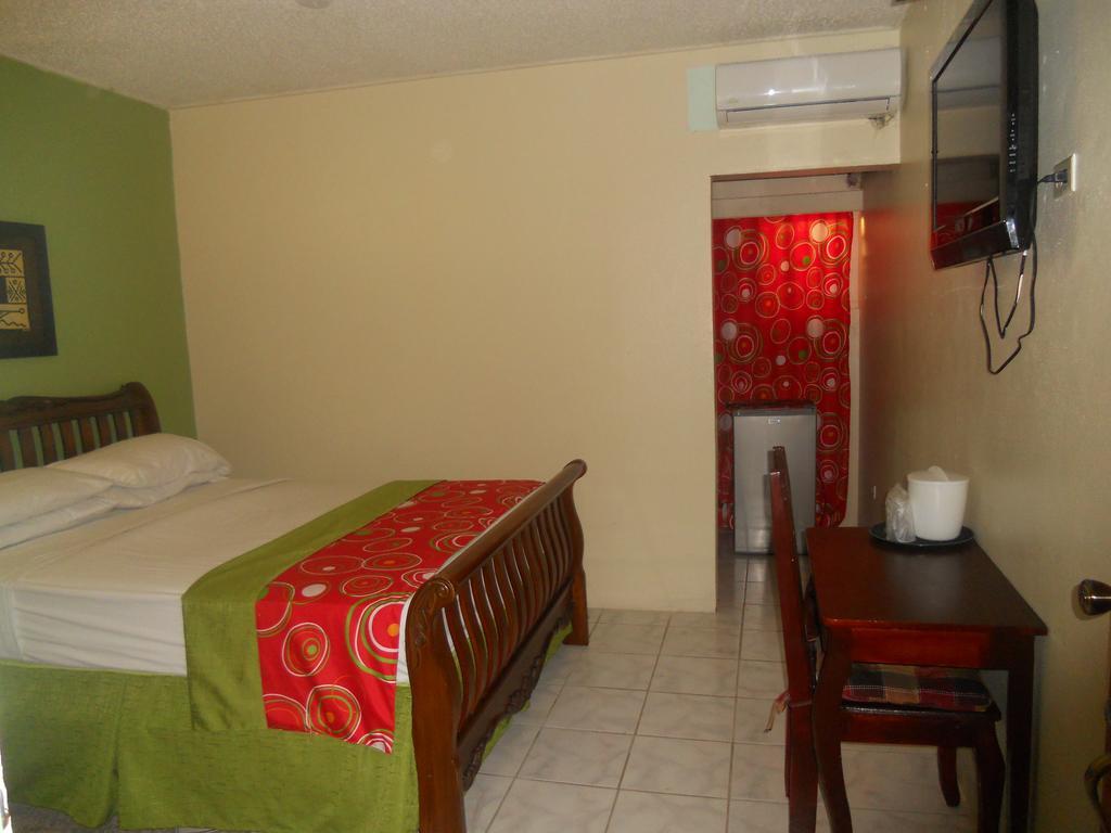 Seaview Inn Basseterre Exteriör bild