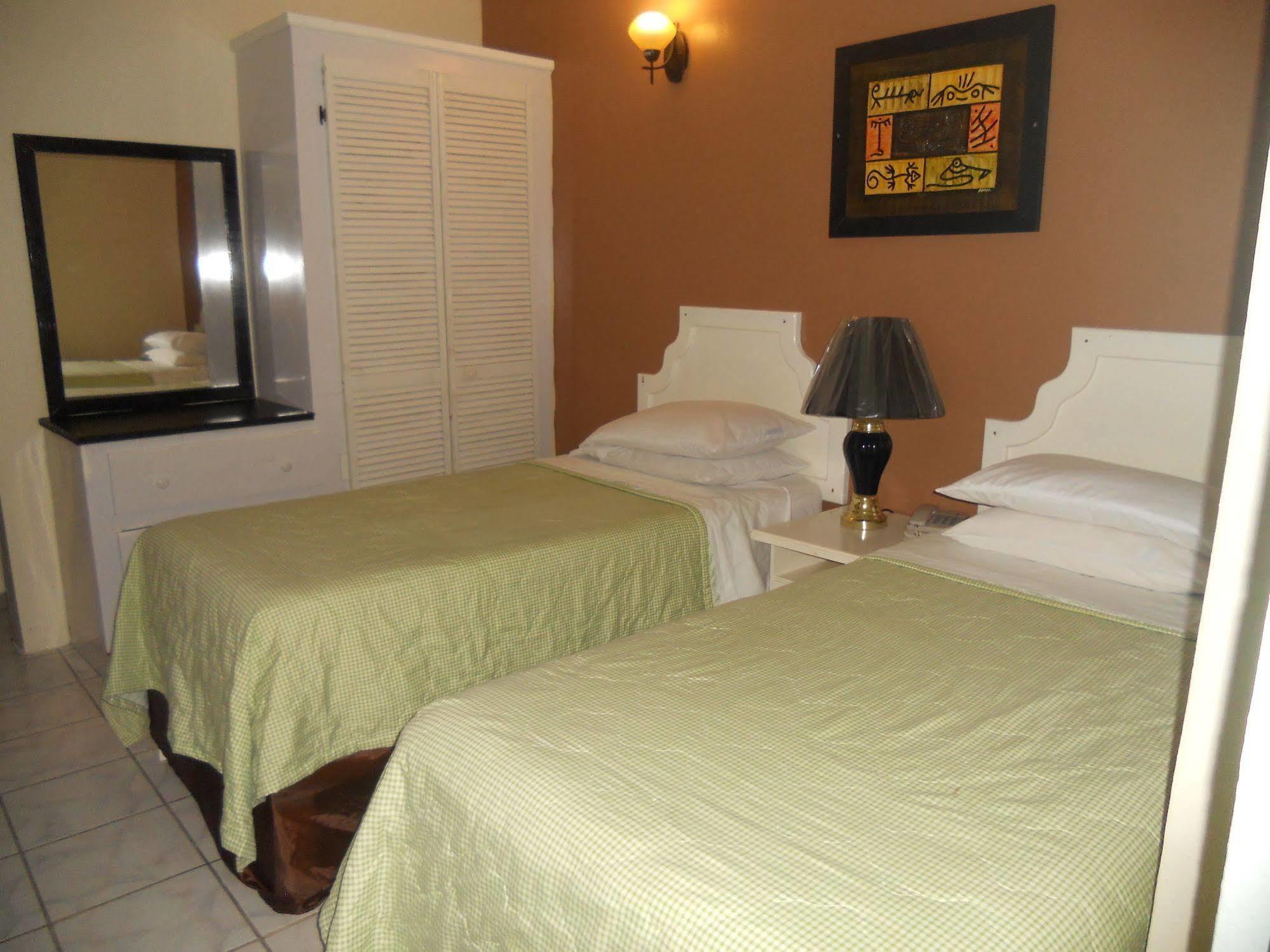 Seaview Inn Basseterre Exteriör bild