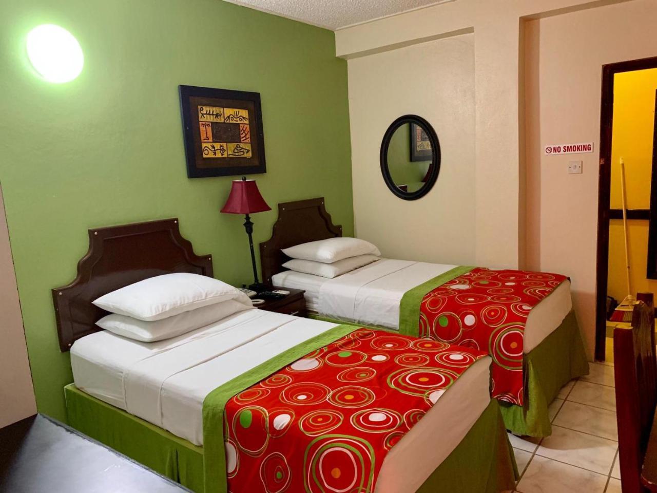 Seaview Inn Basseterre Exteriör bild
